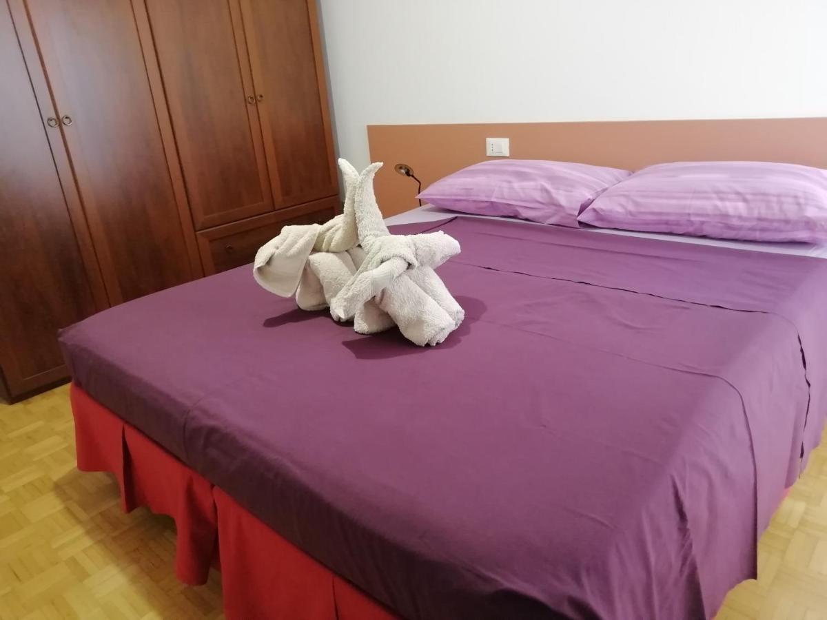 Rosso Tirano Apartman Kültér fotó
