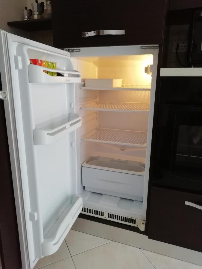 Rosso Tirano Apartman Kültér fotó